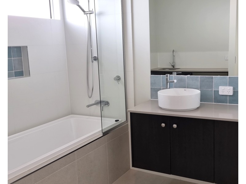 2/4 Burra Burra Close, Ocean Shores NSW 2483