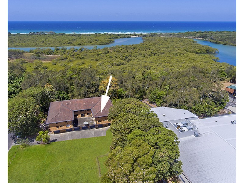 10/4 Bindaree Way, Ocean Shores NSW 2483