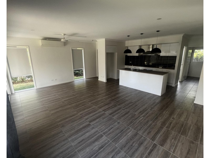 35B Narooma Drive, Ocean Shores NSW 2483