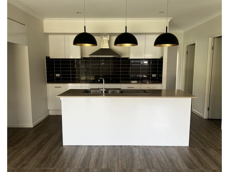 35B Narooma Drive, Ocean Shores NSW 2483