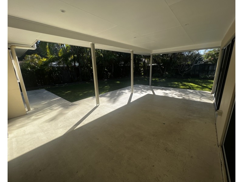 171 Shara Boulevard, Ocean Shores NSW 2483