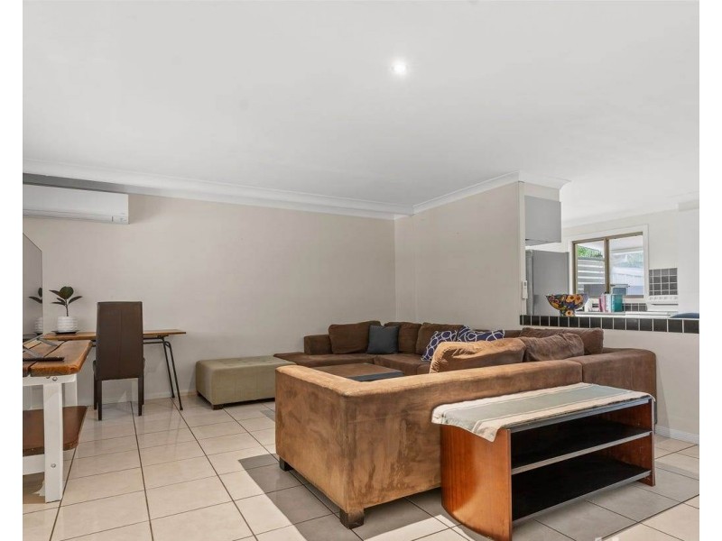 30 Rajah Road, Ocean Shores NSW 2483