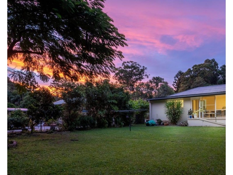 30 Rajah Road, Ocean Shores NSW 2483