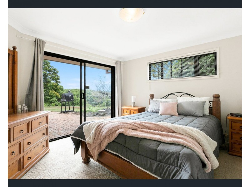 167 Sheaffes Road, Goonengerry NSW 2482