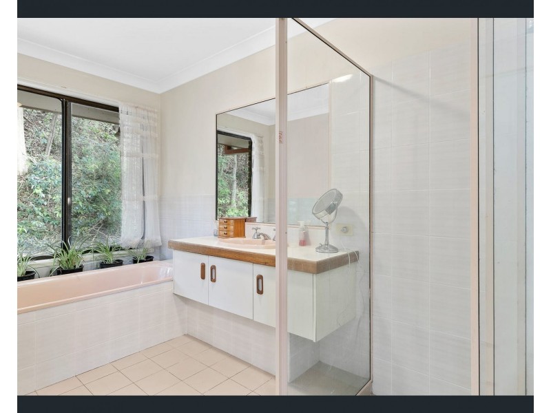 167 Sheaffes Road, Goonengerry NSW 2482