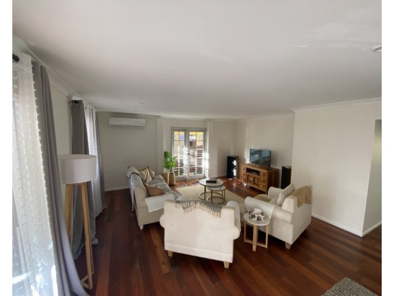 2 Narrogal Court, Ocean Shores NSW 2483