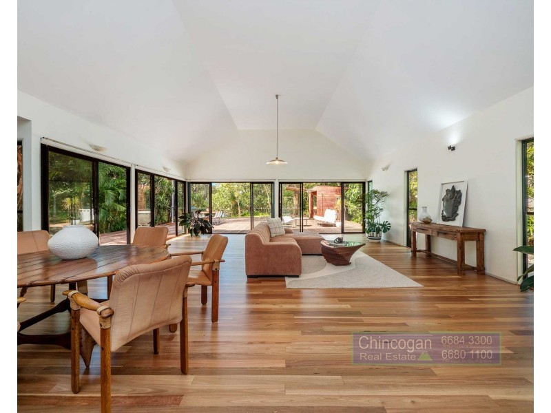 25 Hardy Avenue, Ocean Shores NSW 2483