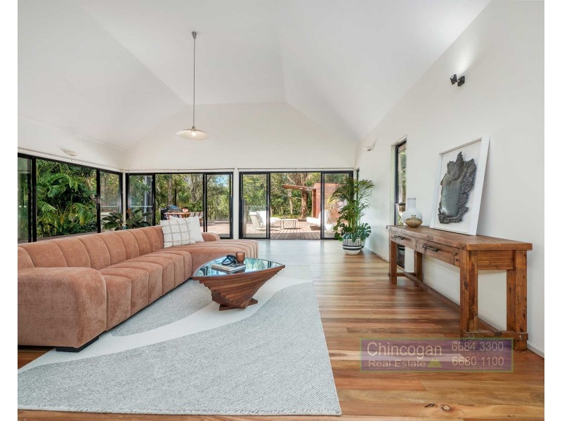 25 Hardy Avenue, Ocean Shores NSW 2483