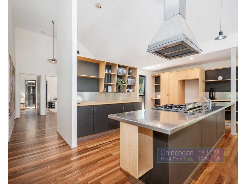 25 Hardy Avenue, Ocean Shores NSW 2483