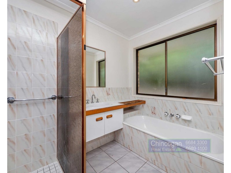 11 Yamble Drive, Ocean Shores NSW 2483