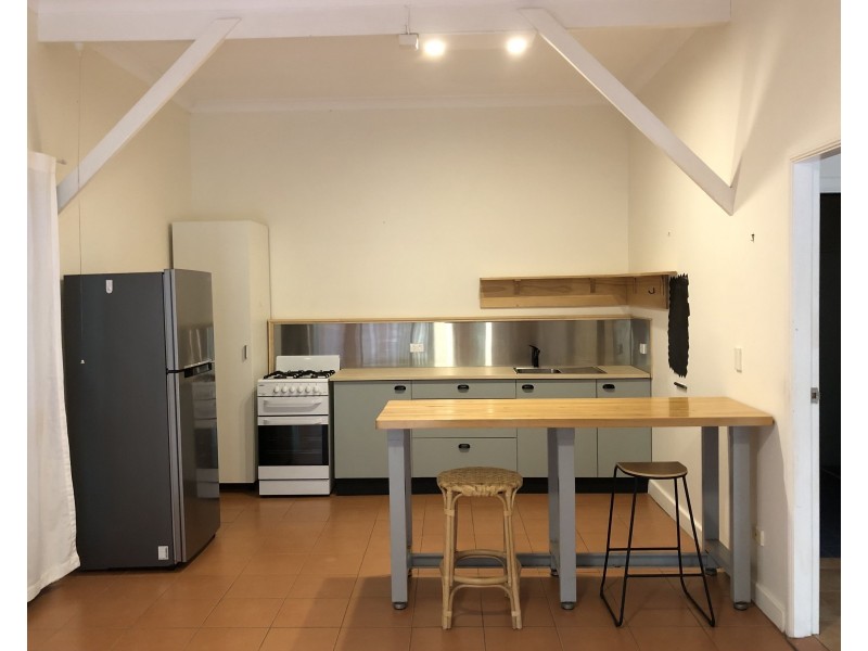 8 Bian Court, Ocean Shores NSW 2483