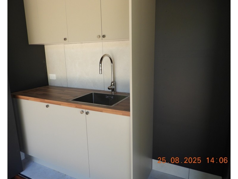 17B Mountain View Road, Ocean Shores NSW 2483