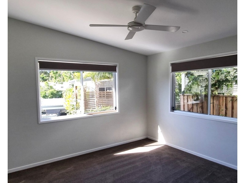 2/4 Burra Burra Close, Ocean Shores NSW 2483