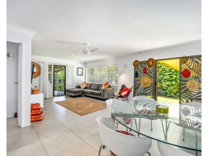 2/14 elizabeth Avenue, South Golden Beach NSW 2483