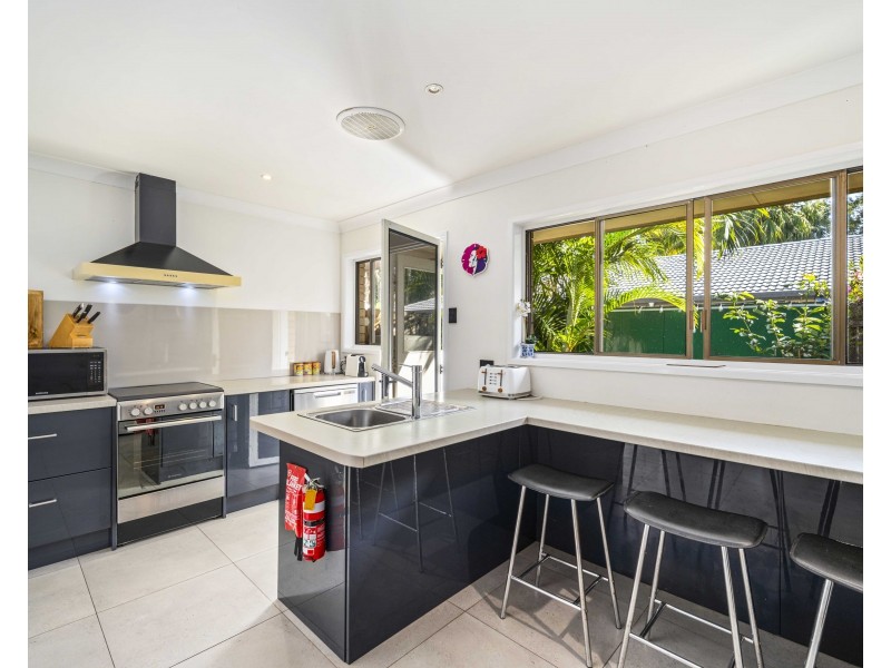 2/14 elizabeth Avenue, South Golden Beach NSW 2483