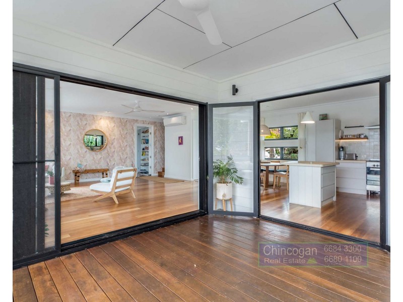 6A Kanandah Court, Ocean Shores NSW 2483