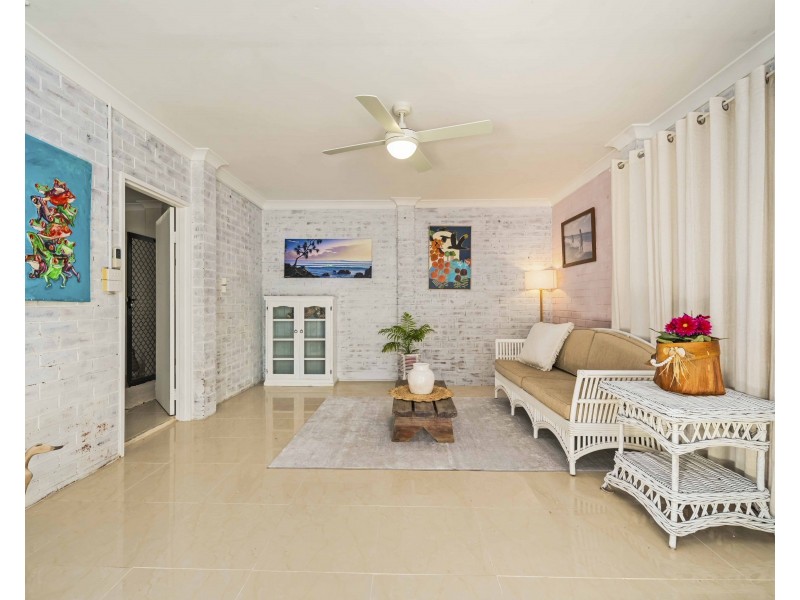 12 Robin Street, South Golden Beach NSW 2483