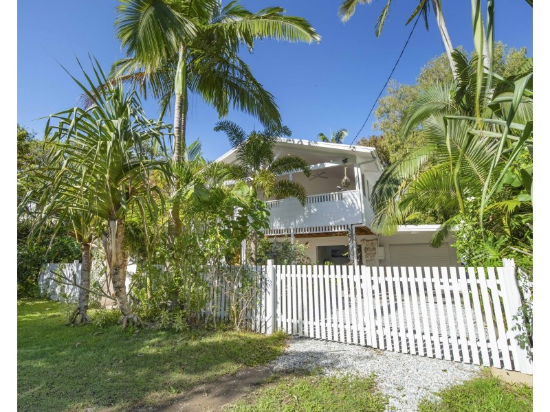 12 Robin Street, South Golden Beach NSW 2483