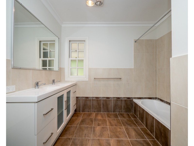 1 Moran Close, Main Arm NSW 2482
