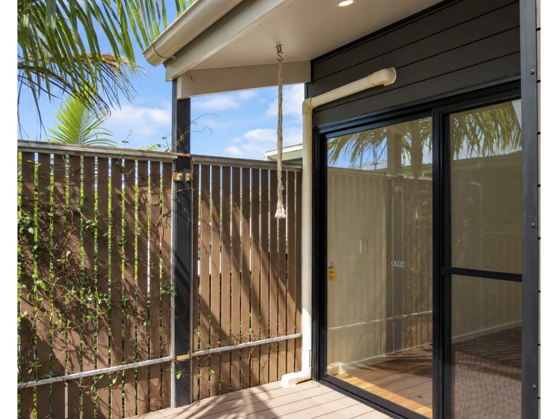 9/51 Rajah Road, Ocean Shores NSW 2483