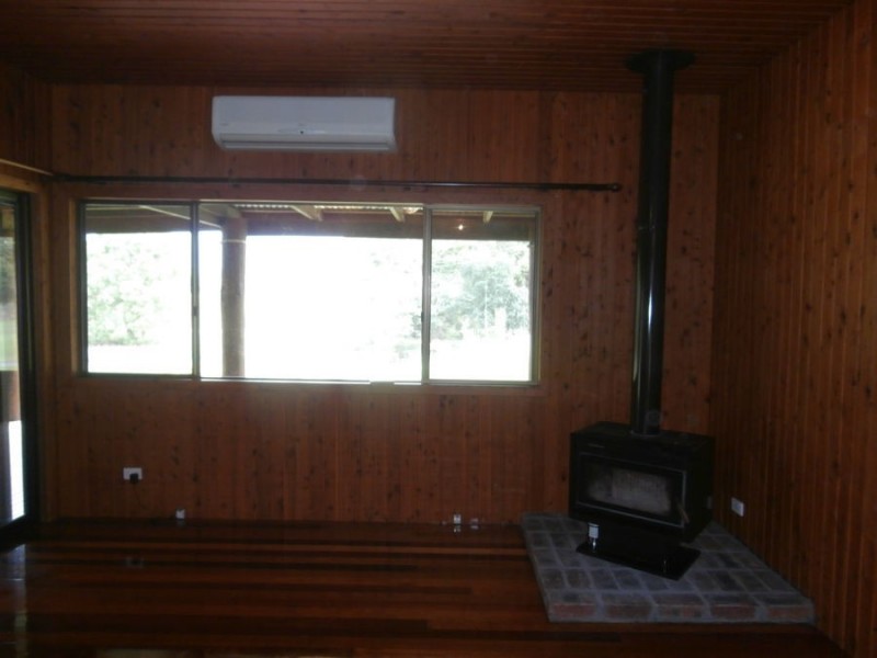 139 Chowan Creek Road, Uki NSW 2484