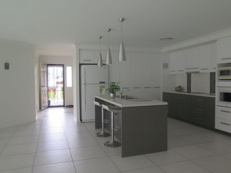 27 Castlefield Drive, Murwillumbah NSW 2484