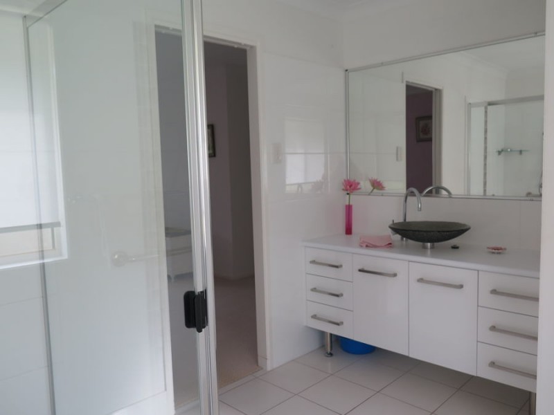 27 Castlefield Drive, Murwillumbah NSW 2484