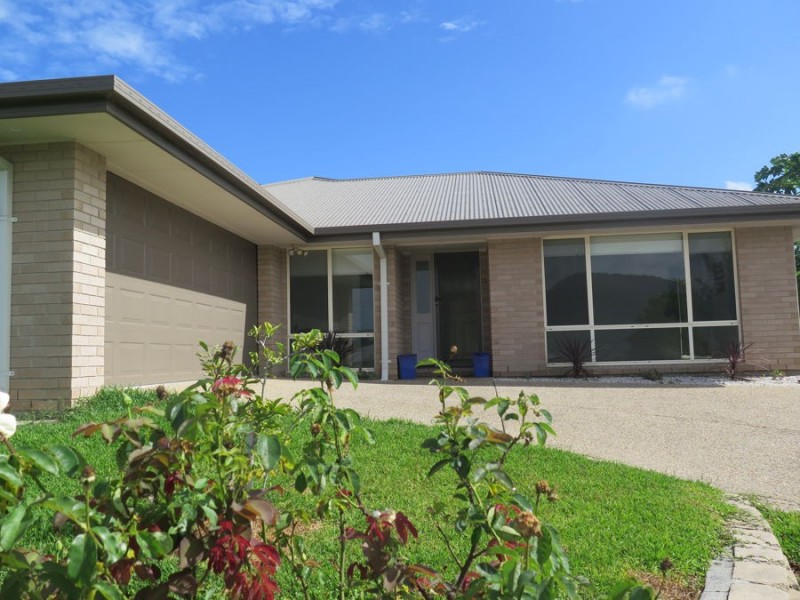 27 Castlefield Drive, Murwillumbah NSW 2484