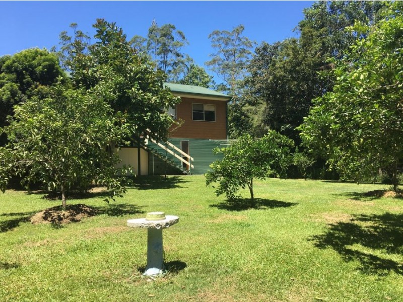 50 Smiths Creek Road, Uki NSW 2484