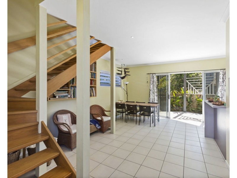 2/8 Philip Street, Pottsville NSW 2489