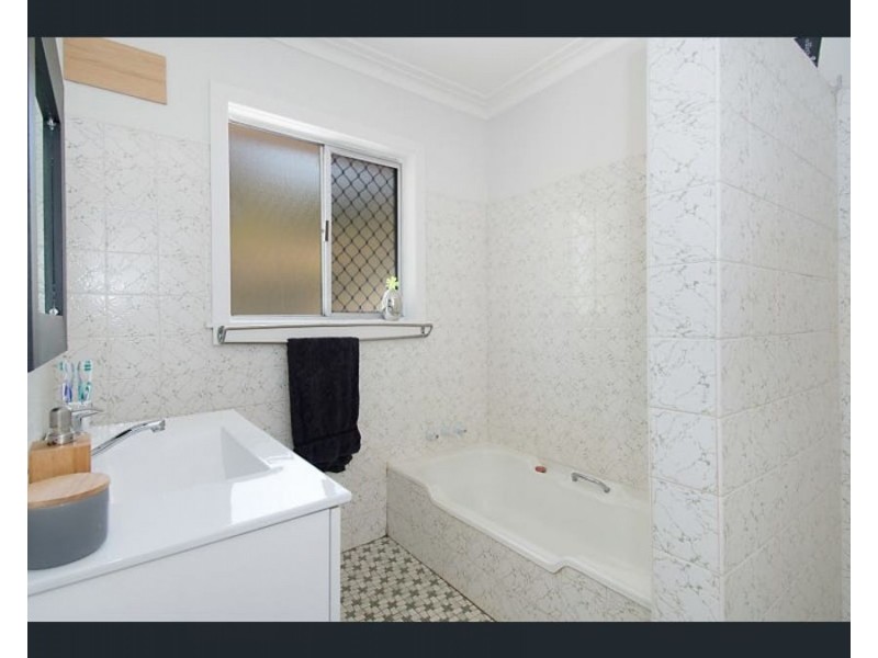 12 Station Street, Burringbar NSW 2483