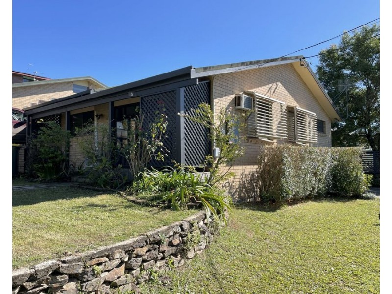 2/5 Kendon Avenue, Murwillumbah NSW 2484
