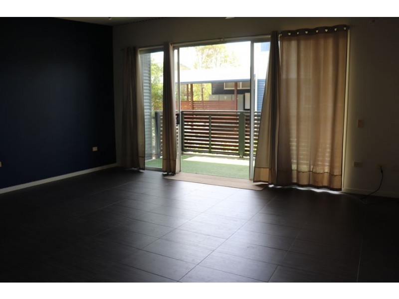 2/614 Casuarina Way, Casuarina NSW 2487
