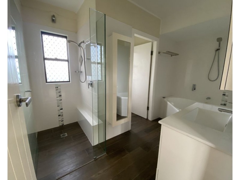 1/8 Bagoo Avenue, Murwillumbah NSW 2484