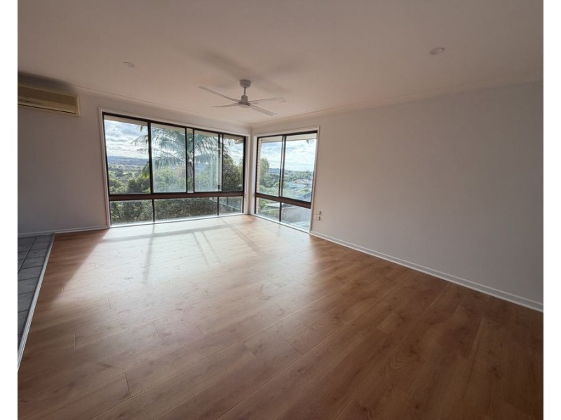 21 Durigan Place, Banora Point NSW 2486