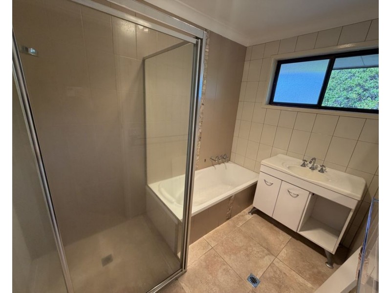 21 Durigan Place, Banora Point NSW 2486