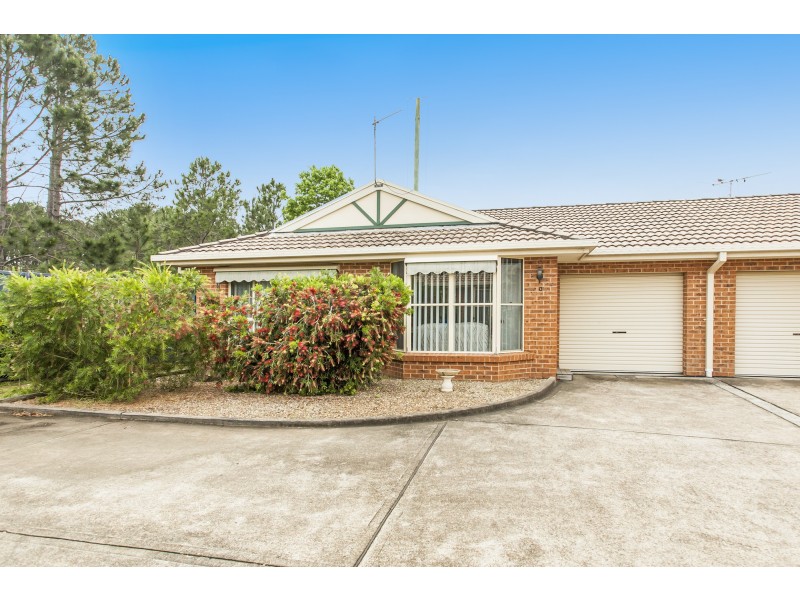 1/5 Benjamin Lee Drive, Raymond Terrace NSW 2324