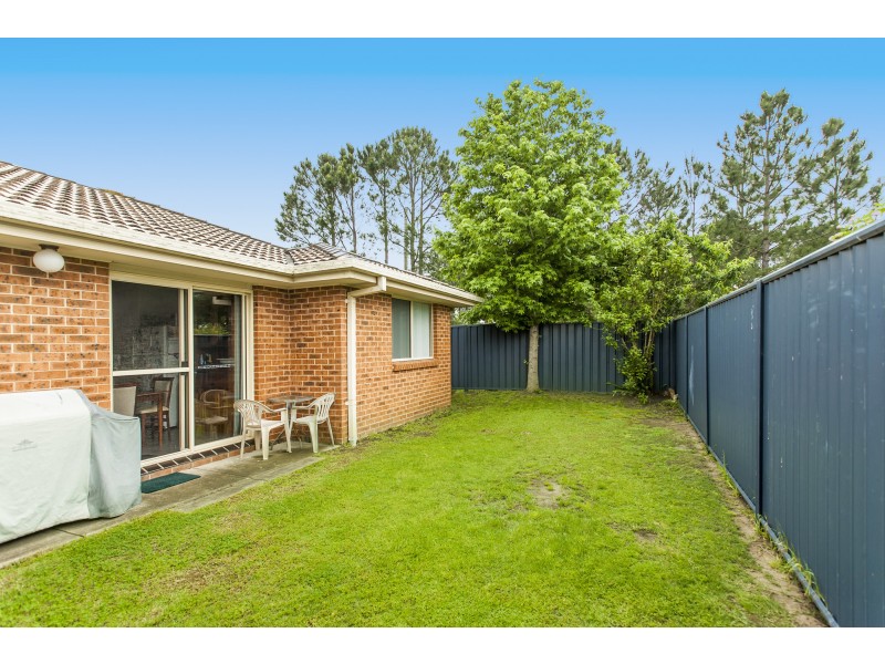 1/5 Benjamin Lee Drive, Raymond Terrace NSW 2324