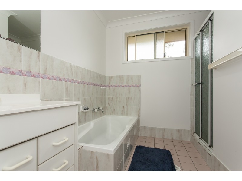 1/5 Benjamin Lee Drive, Raymond Terrace NSW 2324