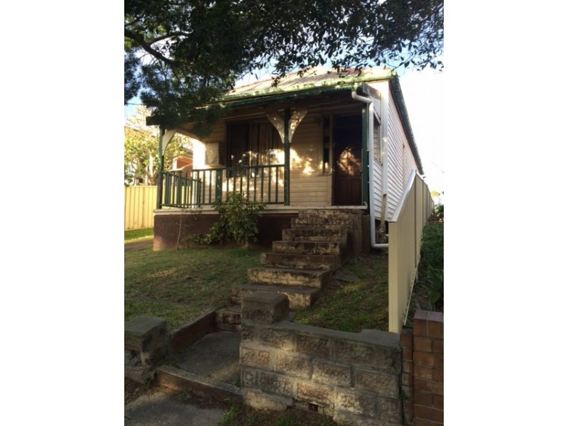 130 Douglas Street, Stockton NSW 2295