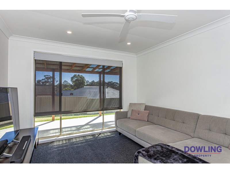 8 CYPRESS CLOSE, Medowie NSW 2318