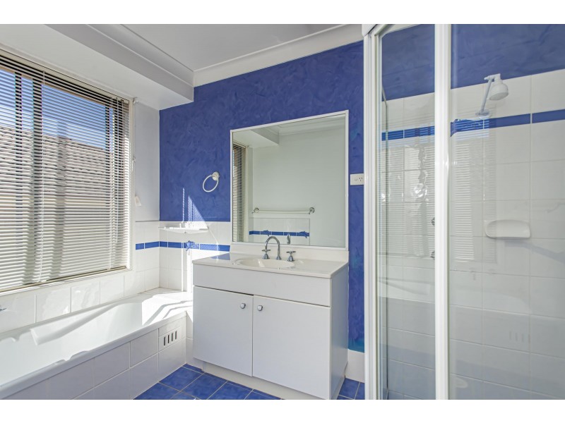 37 CASUARINA AVENUE, Medowie NSW 2318