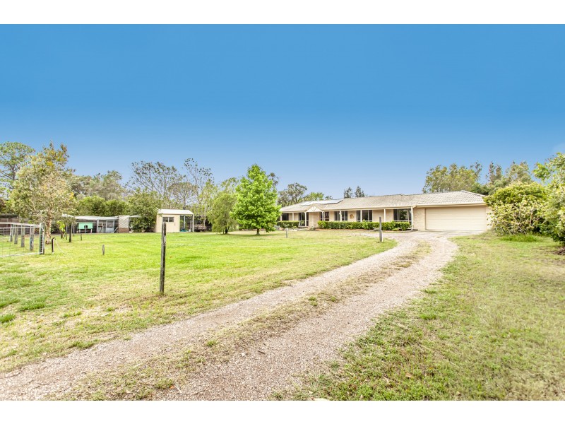 20 Brownes Road, Salt Ash NSW 2318