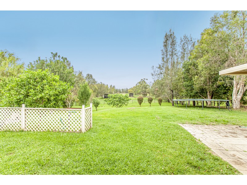 20 Brownes Road, Salt Ash NSW 2318