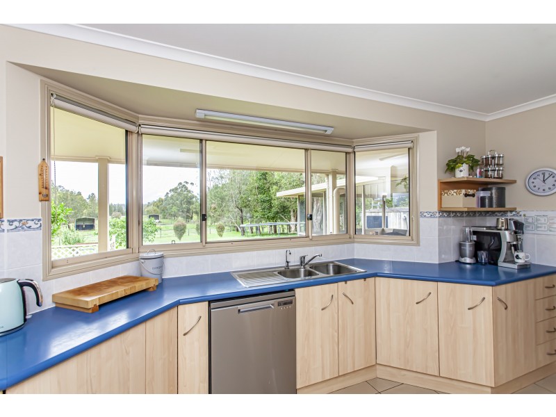 20 Brownes Road, Salt Ash NSW 2318