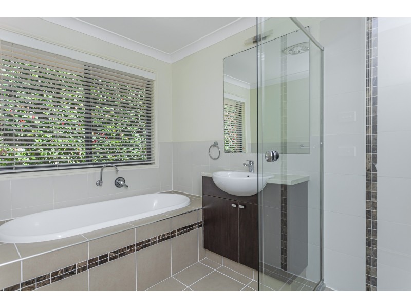 70 Sylvan Avenue, Medowie NSW 2318