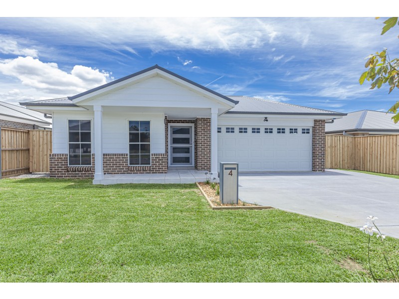 4 Midnight Avenue, Medowie NSW 2318