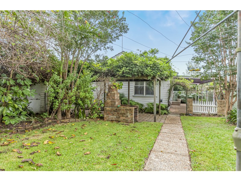 25 Bottle Brush Avenue, Medowie NSW 2318