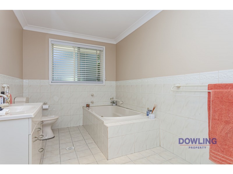 12 Woodlands Way, Medowie NSW 2318