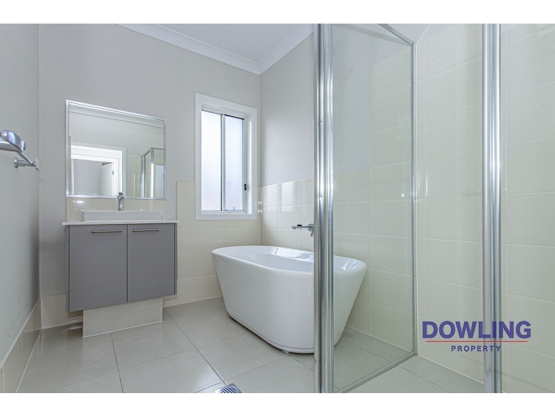 39 Royal Avenue, Medowie NSW 2318